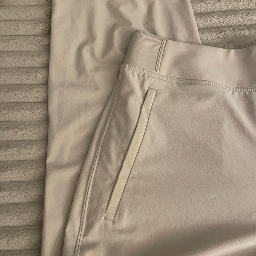 Athleta Women's Light Tan joggers